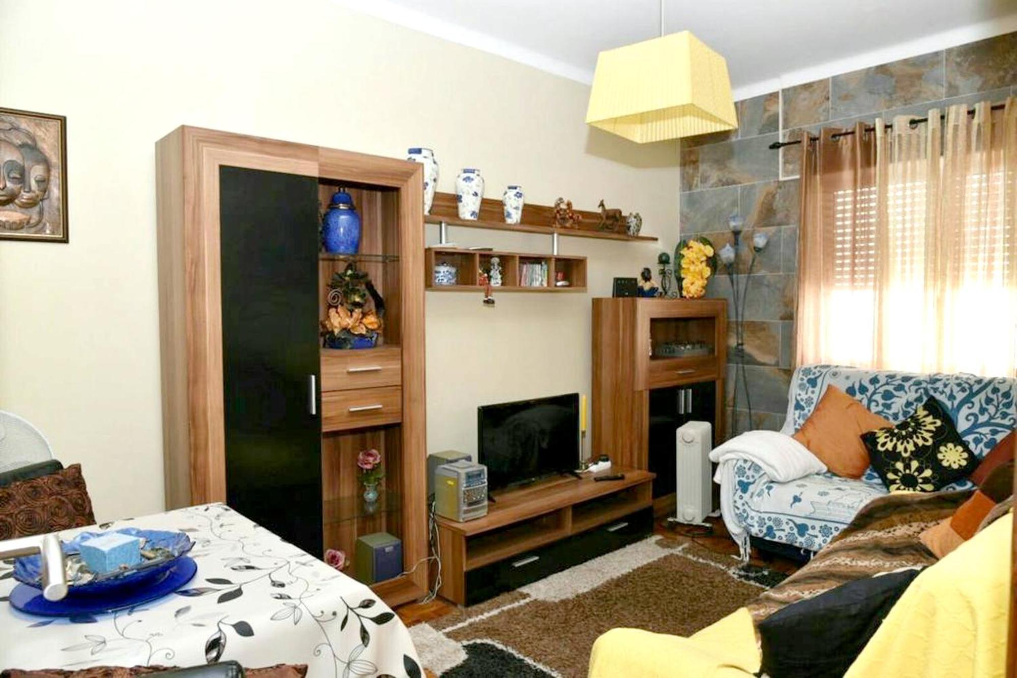 Apartment Lakeview Terrace Apartment: Beach-close Retreat With Wi-fi Vila Real de Santo Antonio